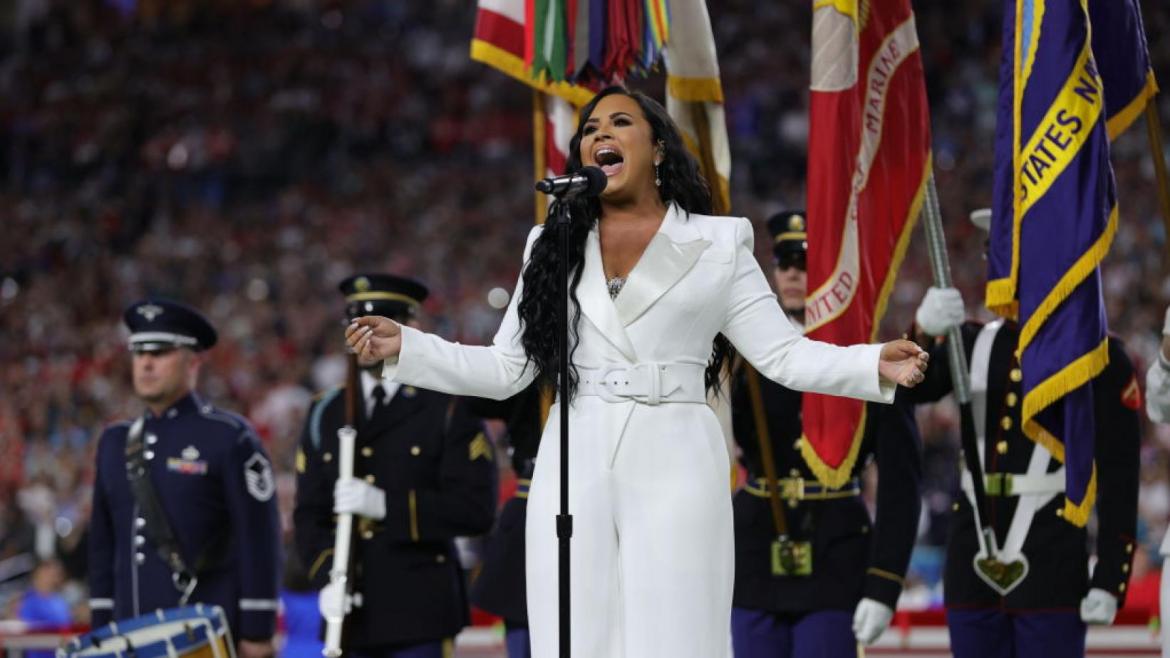 Demi Lovato asombró a todos en el Super Bowl 2020 cantando el himno de los EEUU