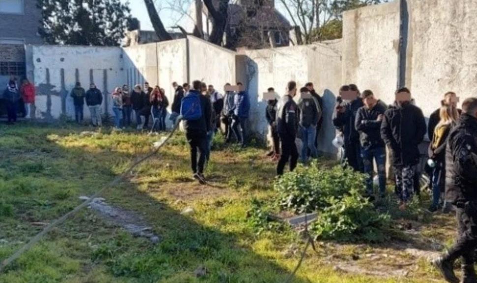 En plena cuarentena, detienen a 45 personas en Rosario por realizar una fiesta clandestina 