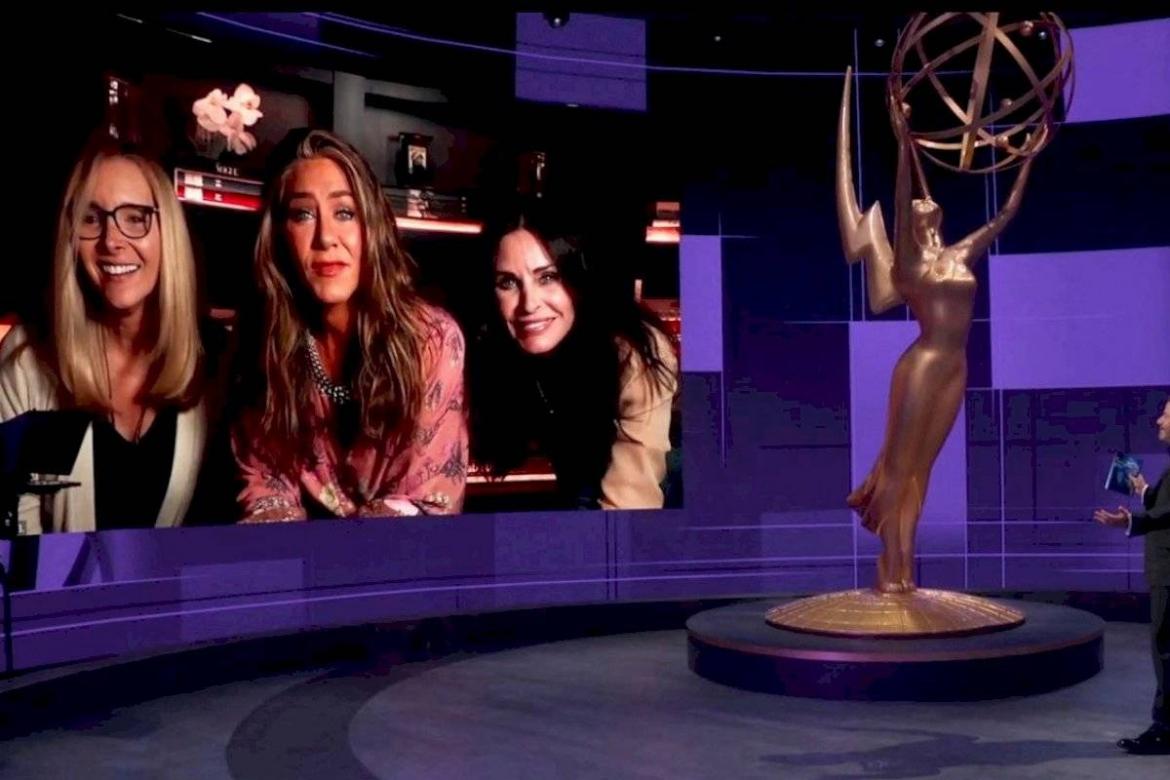 El sorpresivo reencuentro de las actrices de Friends en la entrega de los Premios Emmy