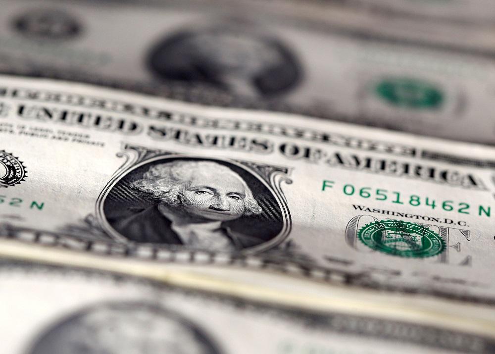 Dólar: ¿por qué el blue está más barato que el 