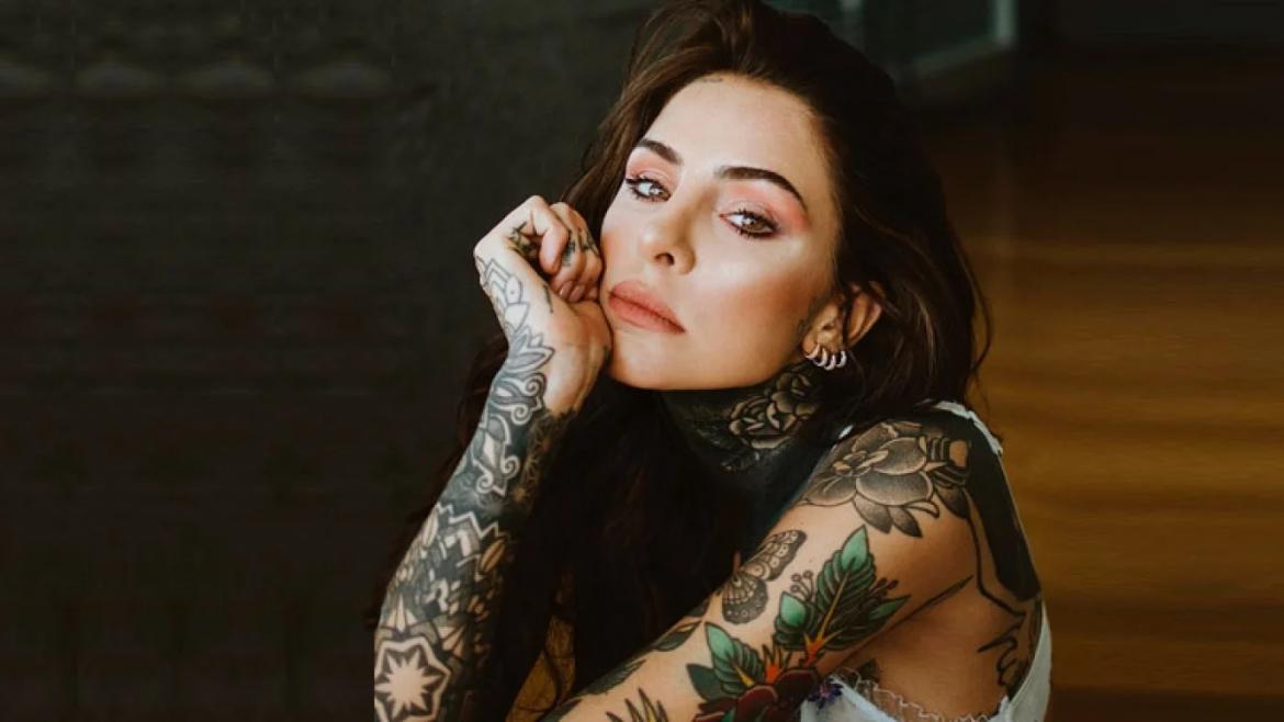 Cande Tinelli y su semi topless que hizo estallar las redes sociales