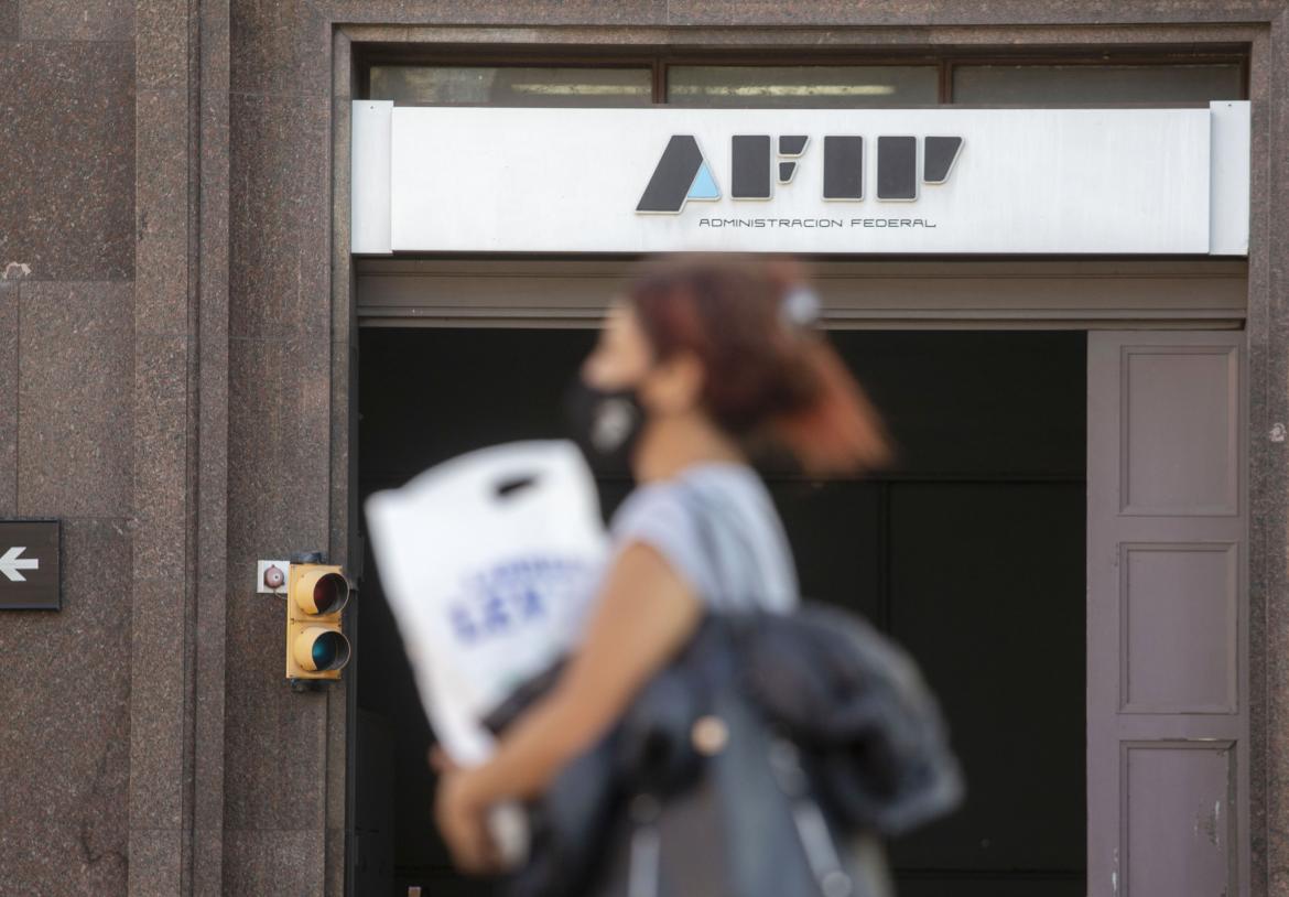 AFIP: Monotributistas debern pagar hasta $25.000 de deuda por la  categorizacin retroactiva - Diario 26