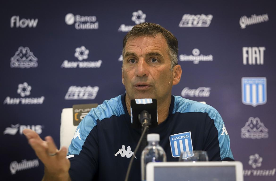 Tras la derrota en el clásico, Juan Antonio Pizzi dejó de ser el entrenador de Racing Club