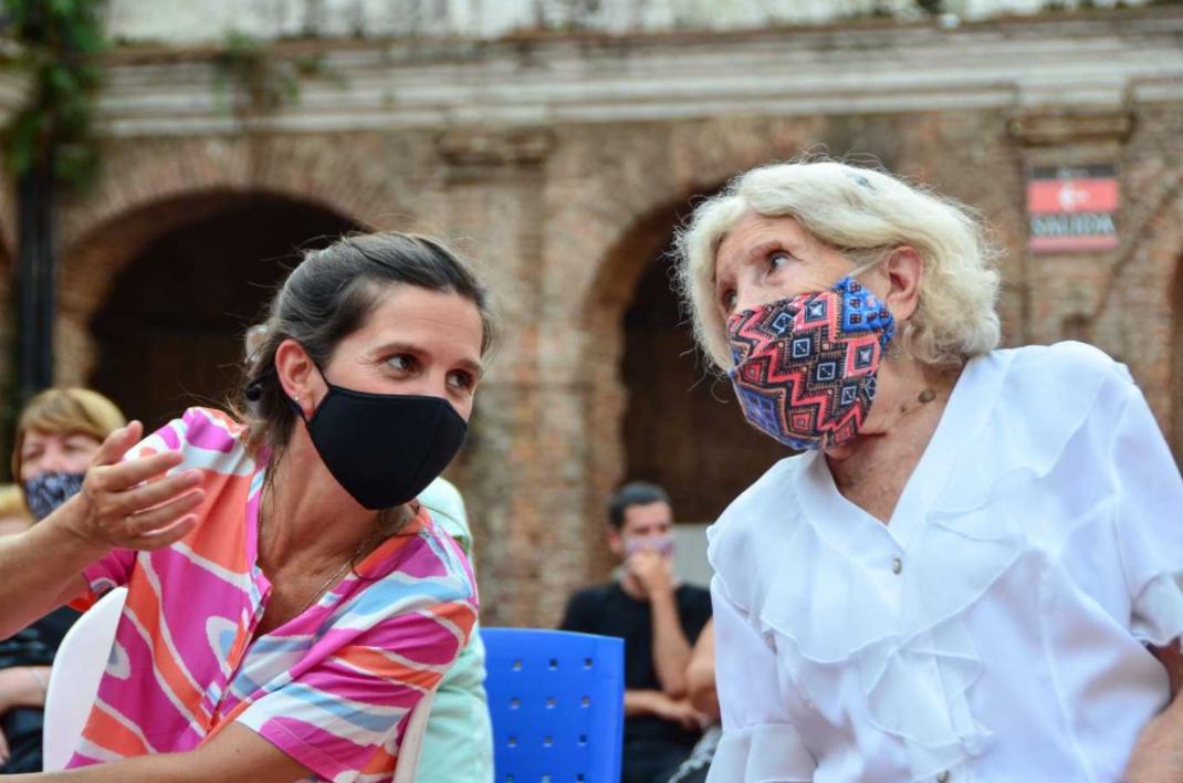 Uno por uno, todos los requisitos para que las mujeres accedan a la jubilación por tareas de crianza
