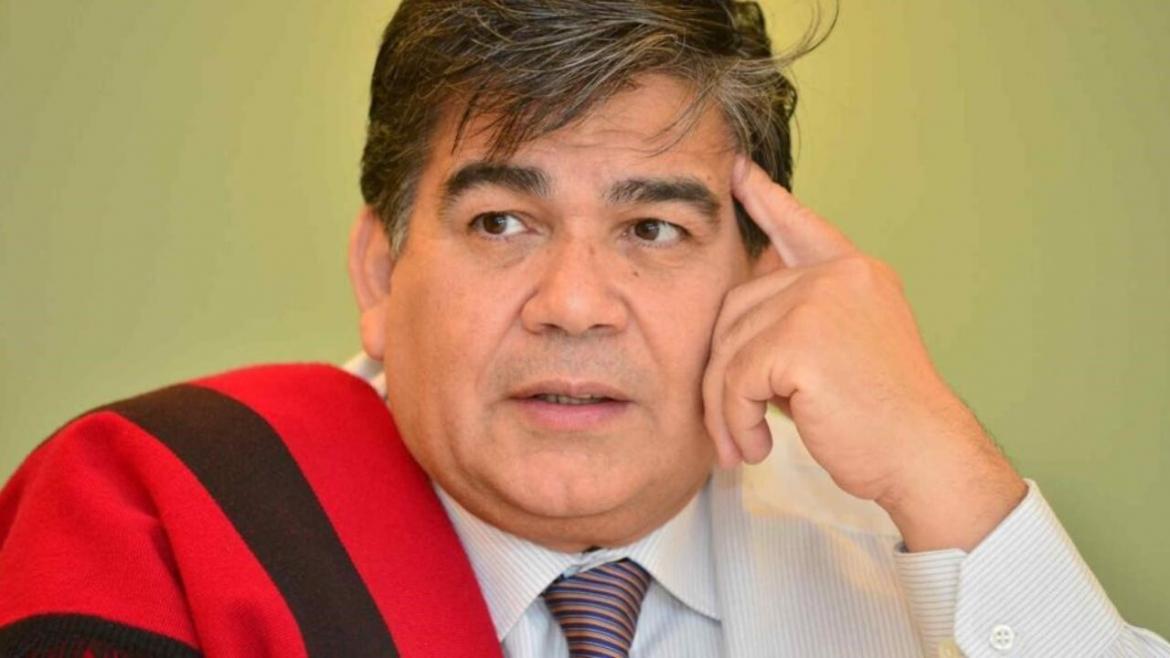 Mario Ishii continúa internado por coronavirus con 