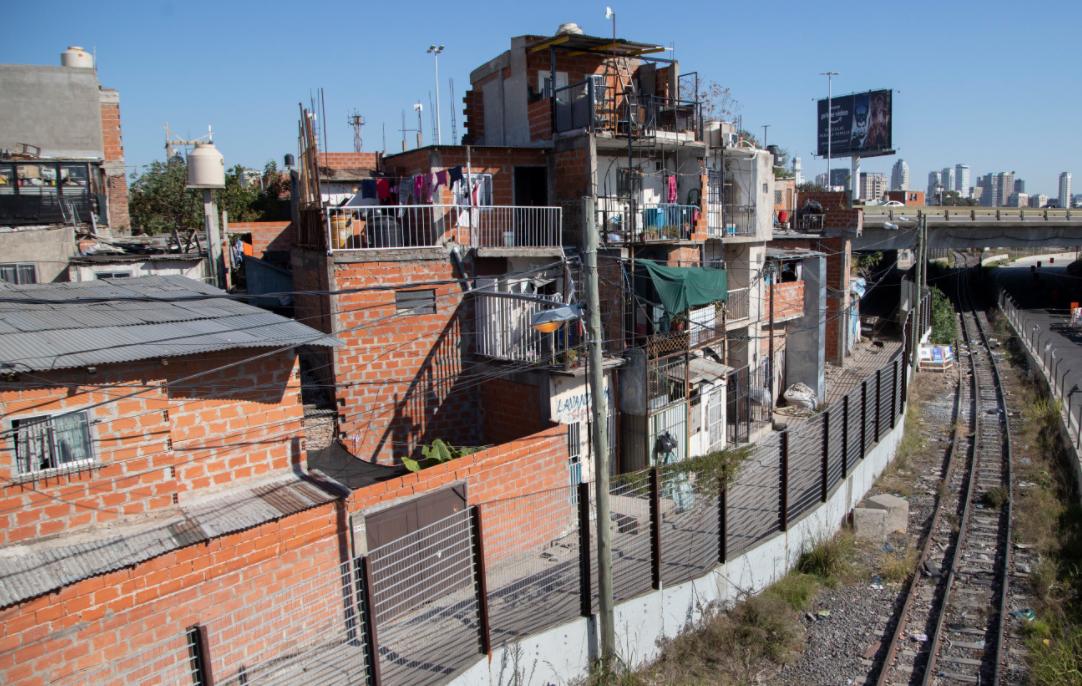 Afirman que el 40% de los hogares argentinos tuvo pérdida de ingresos por la pandemia